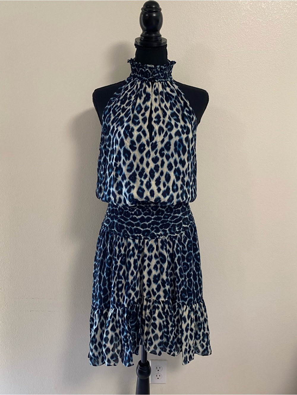 ALC Dress Women’s Size 8 Blue Leopard Print  Silk Halter Top Cody Mini Dress